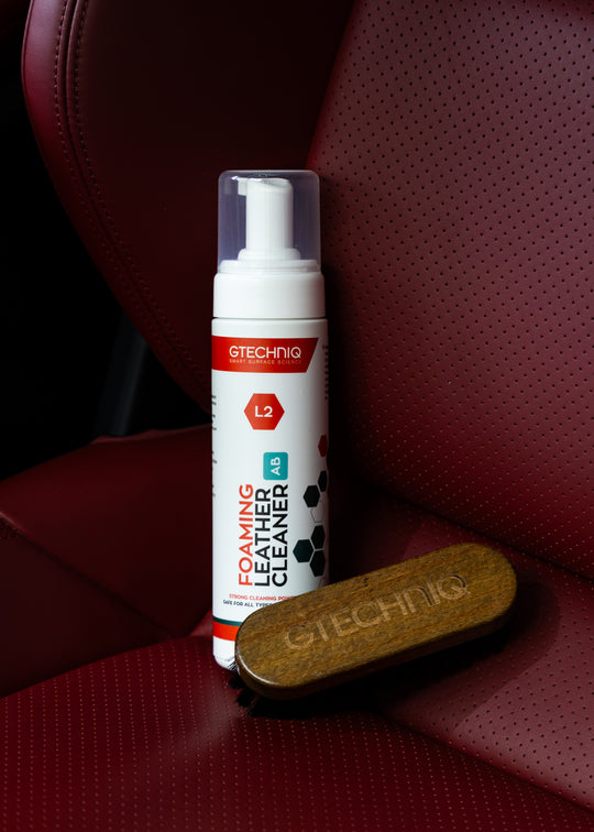 L2 Foaming Leather Cleaner
