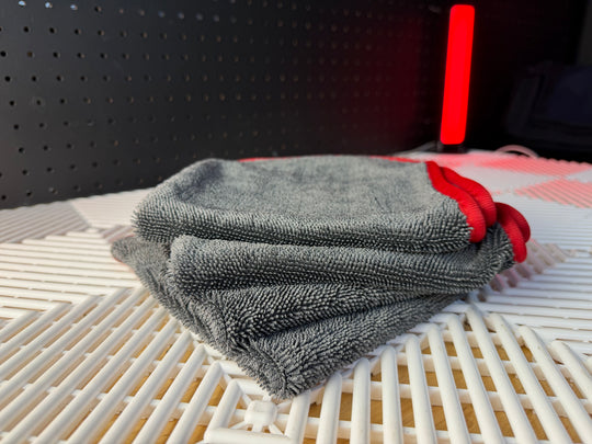Ralda’s Premium Microfiber Detailing Towel – 15" × 15"